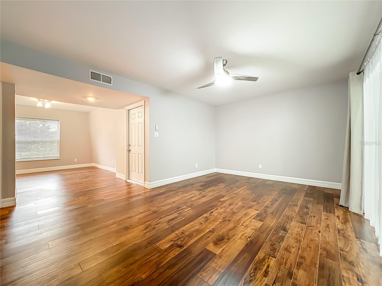 Image 22 of 52 For 200 Saint Andrews Boulevard 2504