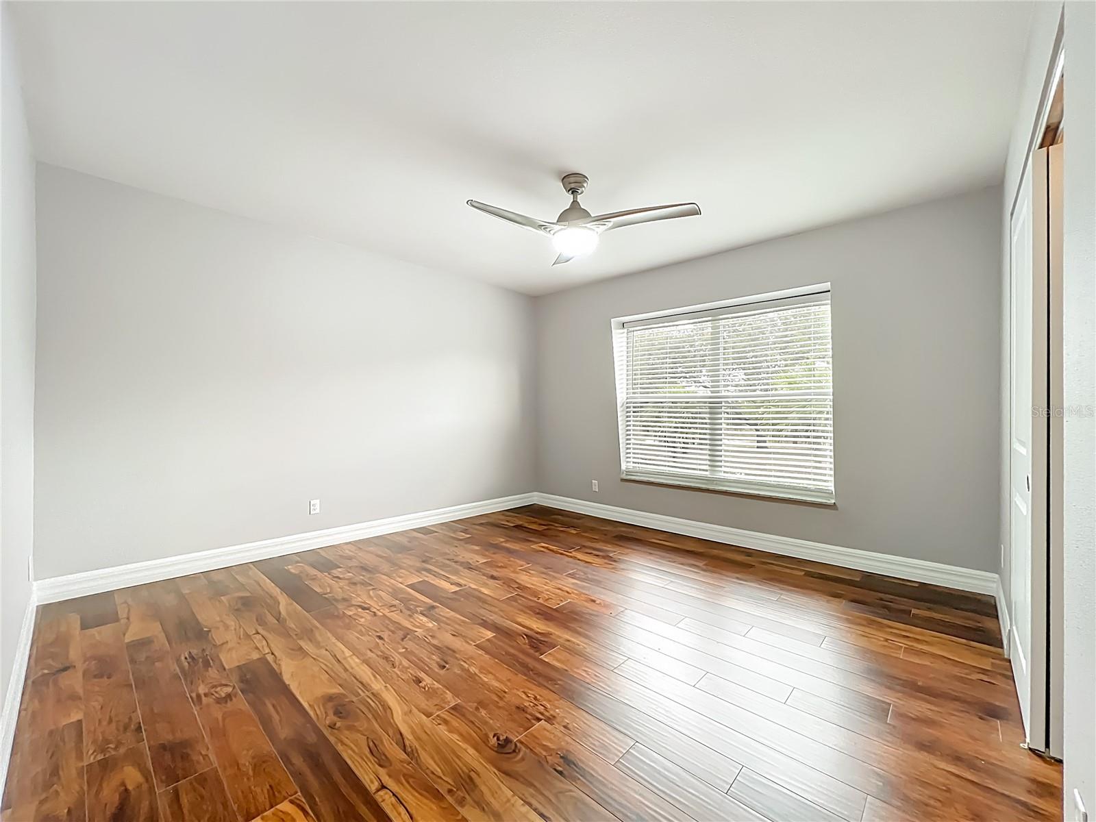 Image 27 of 52 For 200 Saint Andrews Boulevard 2504