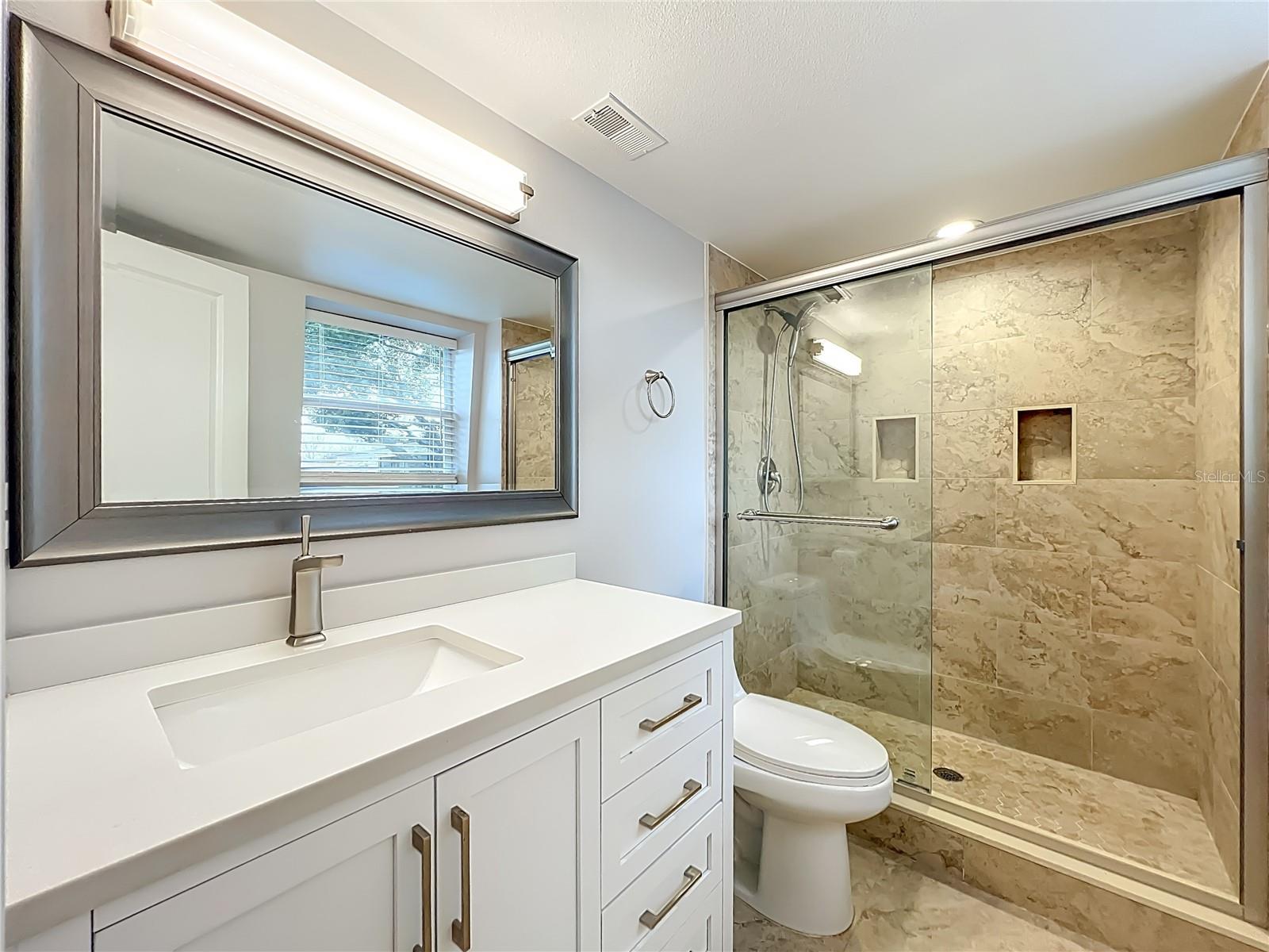 Image 36 of 52 For 200 Saint Andrews Boulevard 2504