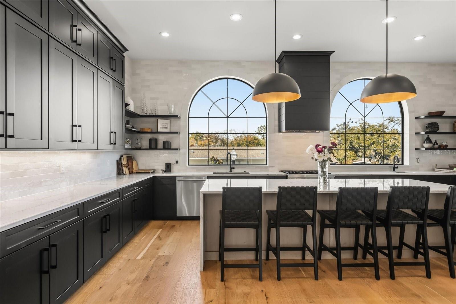 Image 17 of 61 For 68 Park Avenue