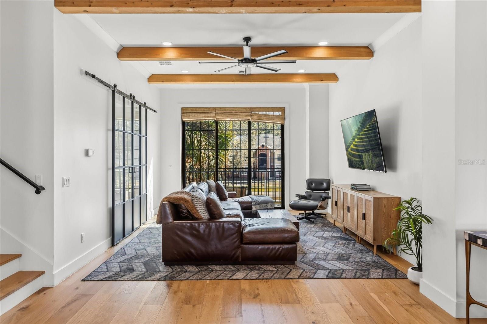 Image 22 of 61 For 68 Park Avenue