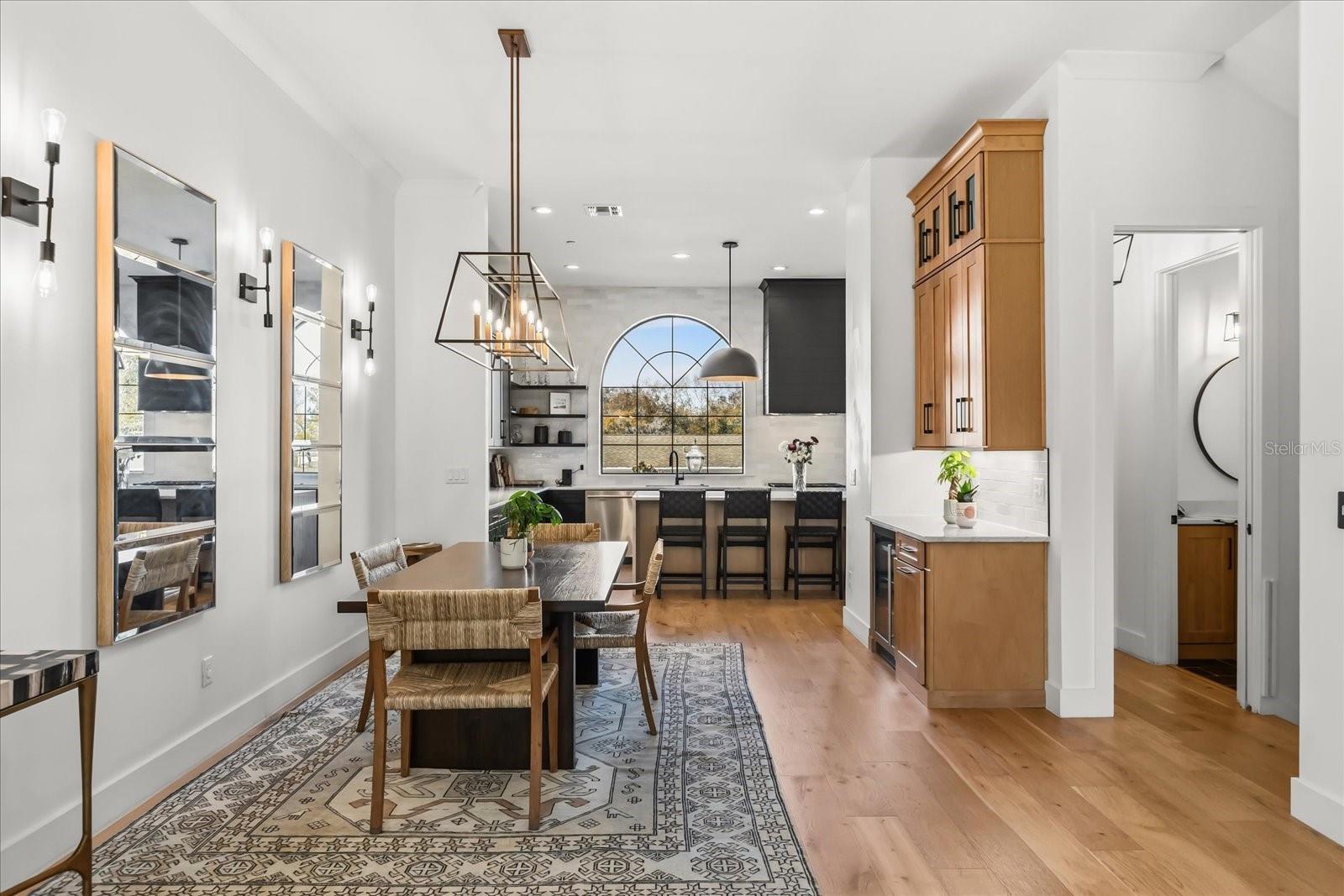 Image 28 of 61 For 68 Park Avenue