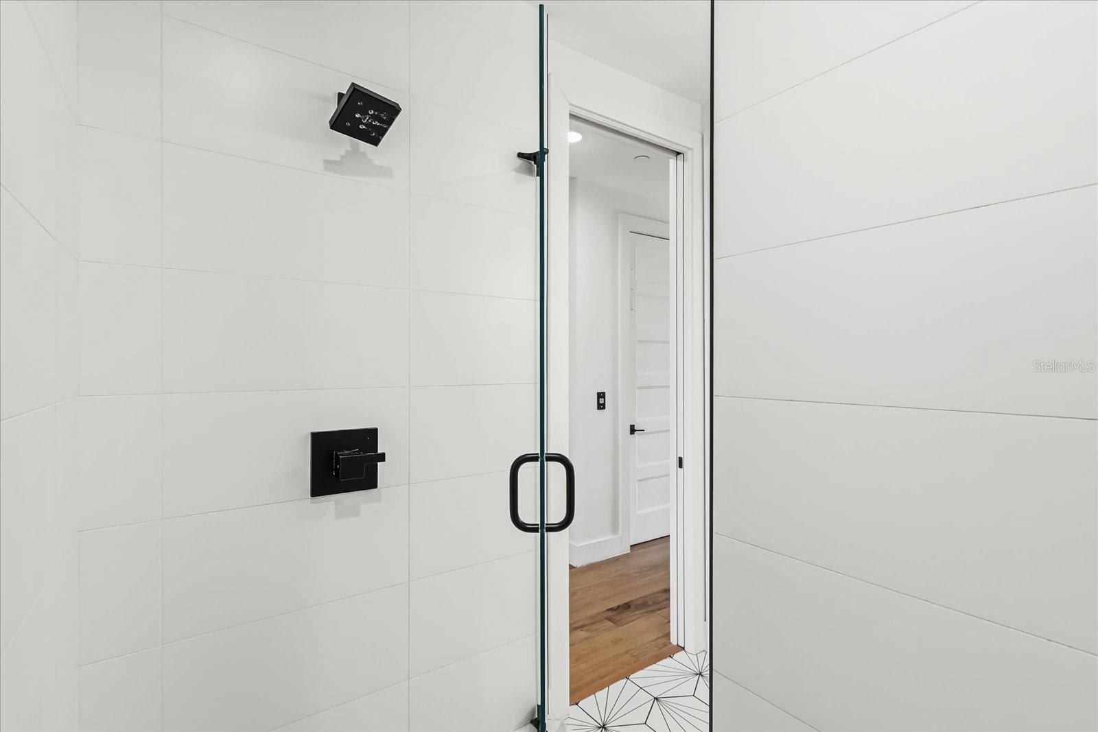 Image 46 of 61 For 68 Park Avenue