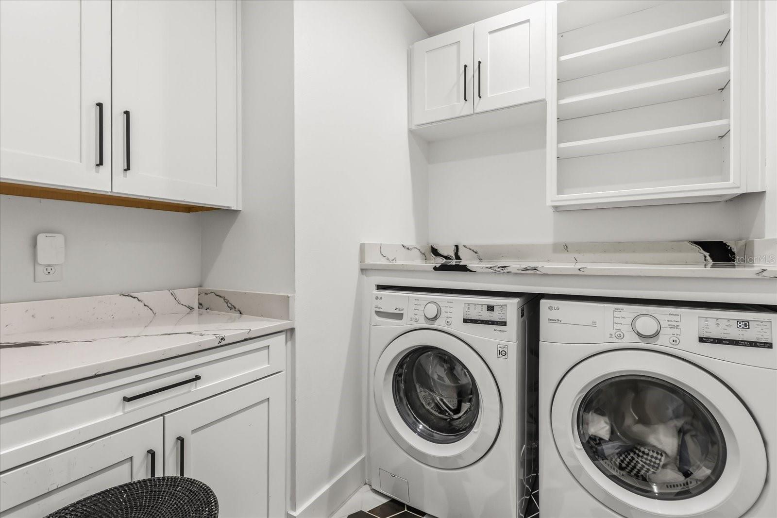 Image 47 of 61 For 68 Park Avenue