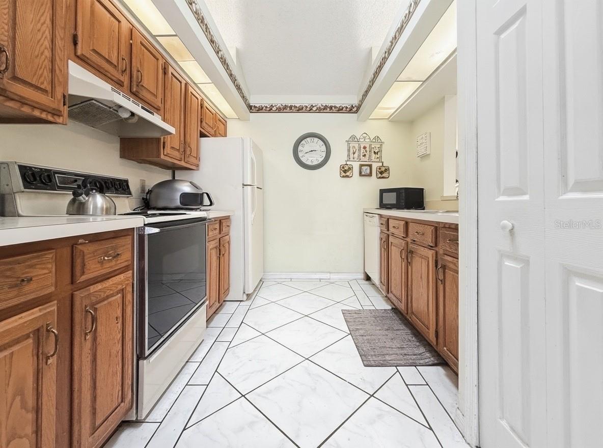 Image 13 of 33 For 5401 Pullman Drive