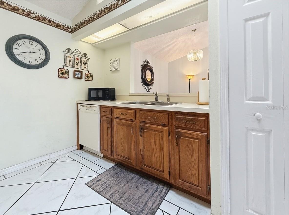 Image 15 of 33 For 5401 Pullman Drive