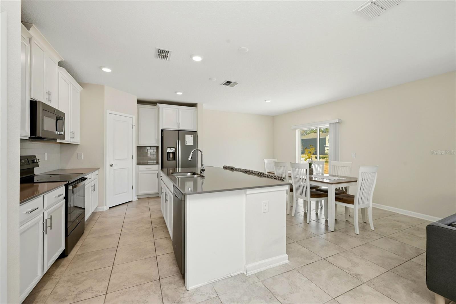 Image 14 of 42 For 2850 Alder Berry Boulevard