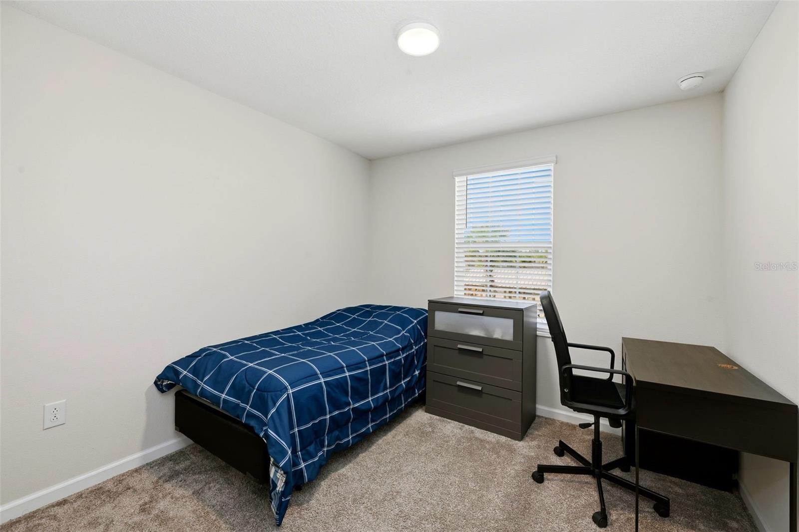 Image 33 of 42 For 2850 Alder Berry Boulevard