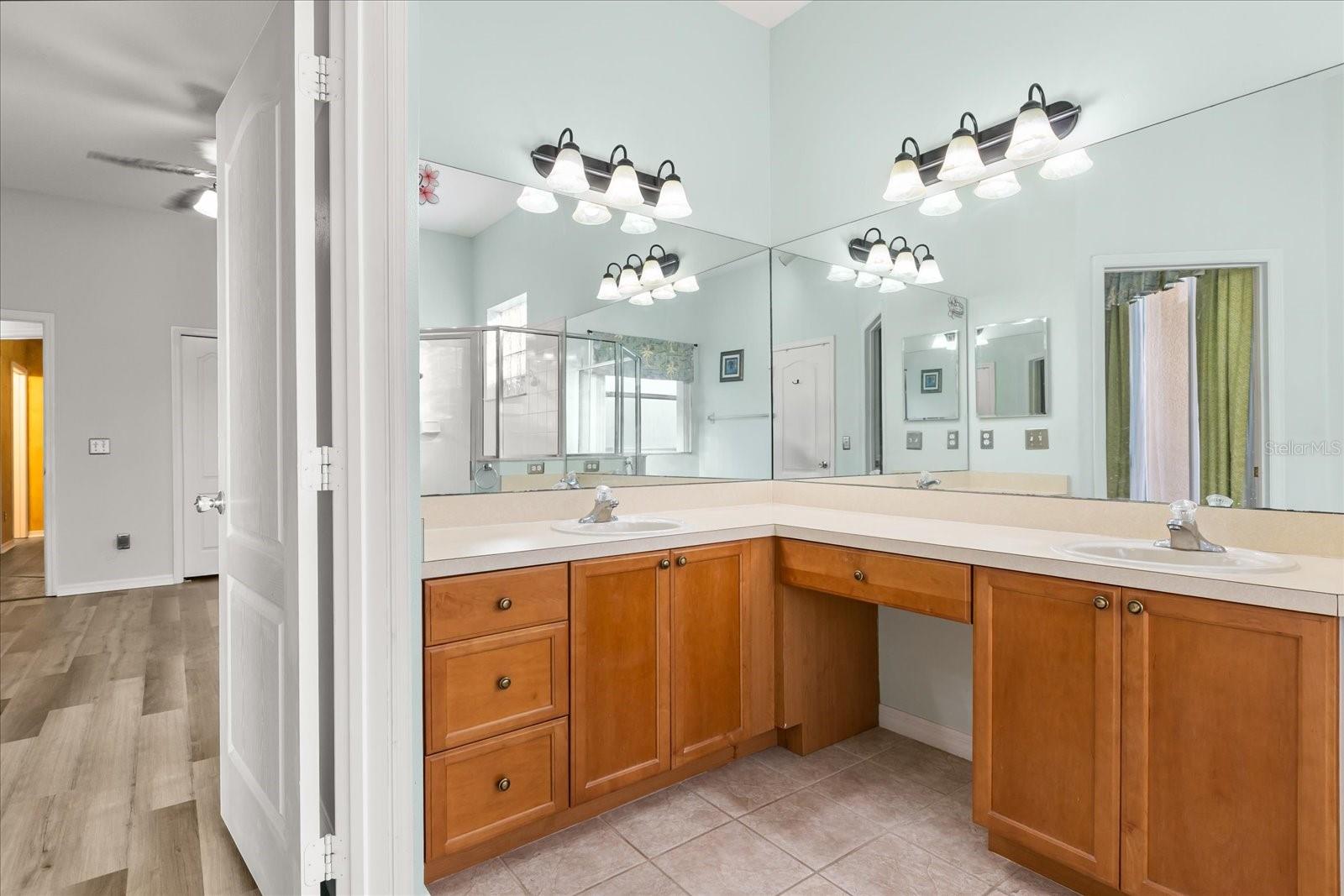 Image 23 of 58 For 957 Tuscan Hills Boulevard