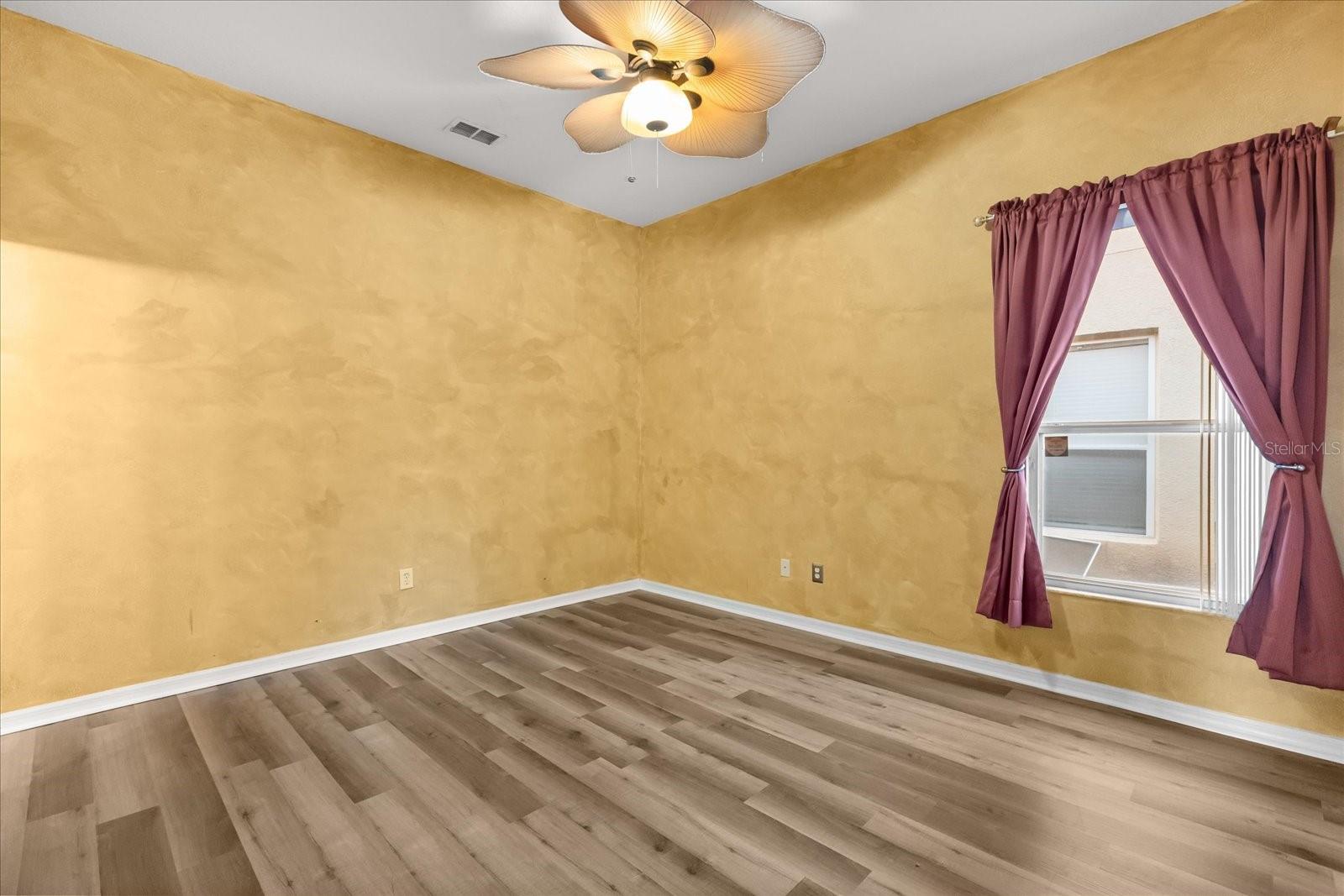 Image 31 of 58 For 957 Tuscan Hills Boulevard