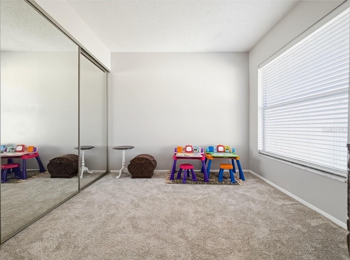 Image 23 of 28 For 177 Hill Street