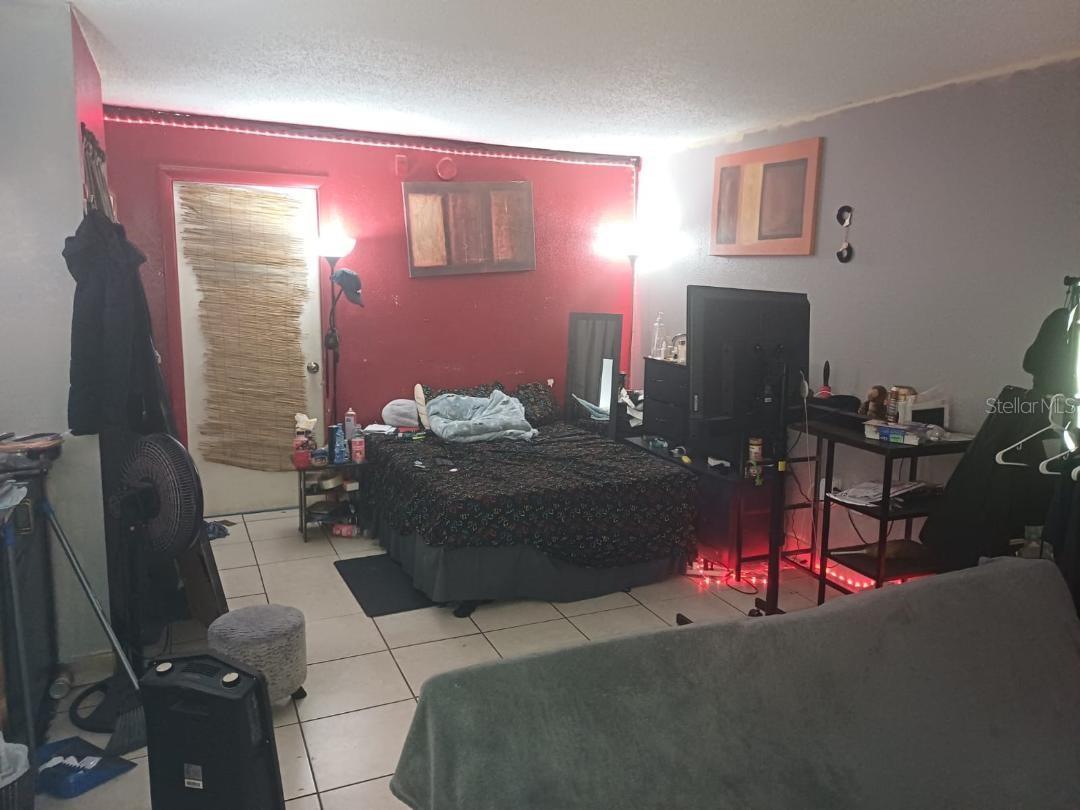 Image 2 of 4 For 8421 Orange Blossom Trail 411