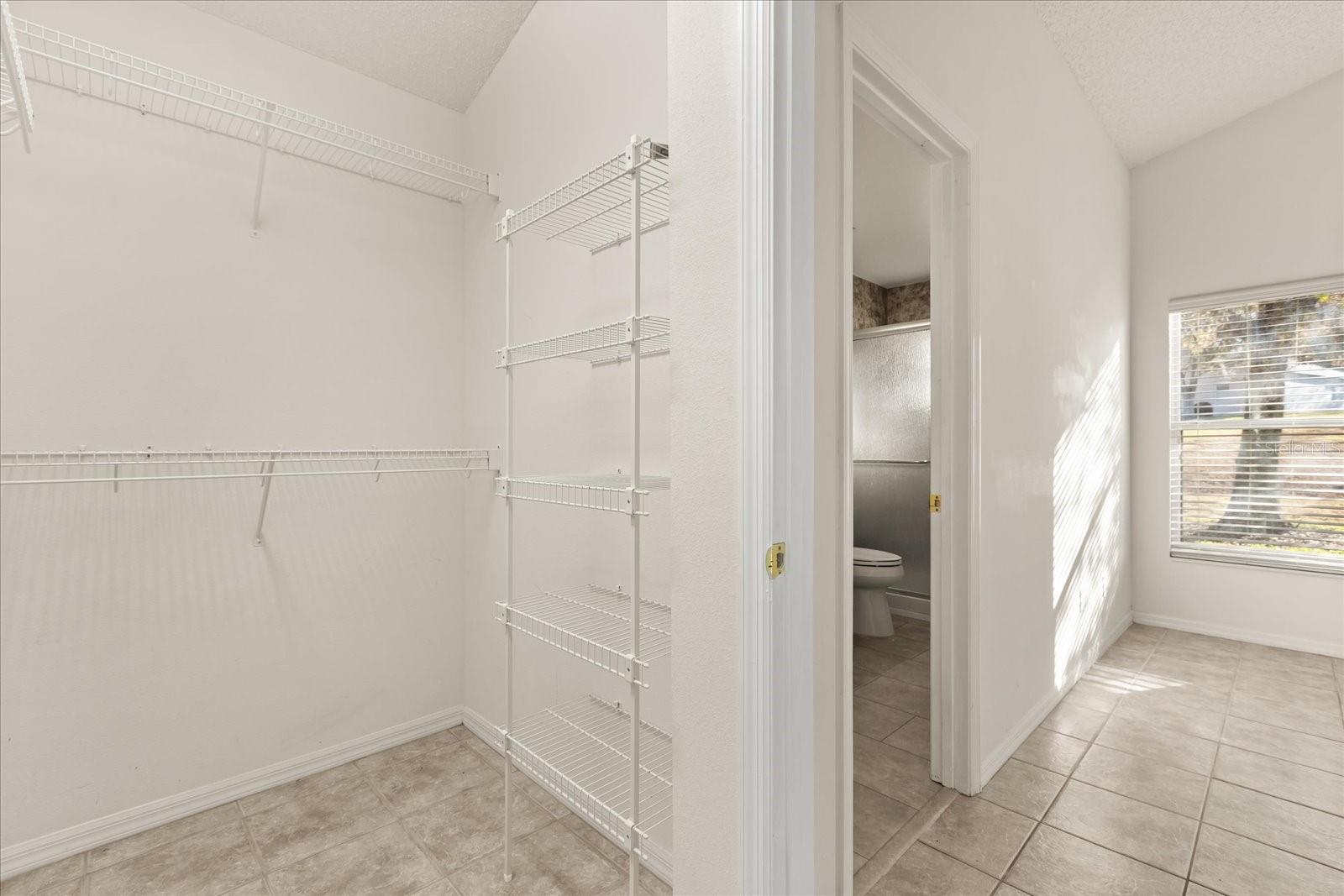 Image 21 of 37 For 3577 Rollingbrook Street