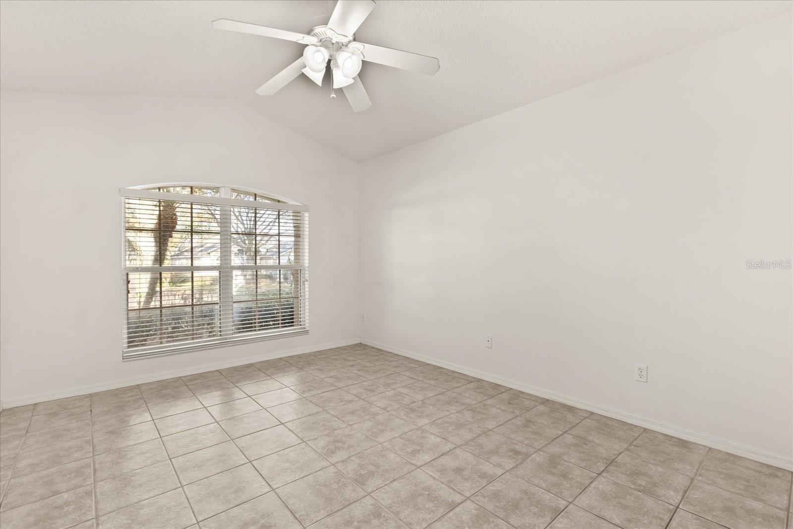 Image 24 of 37 For 3577 Rollingbrook Street