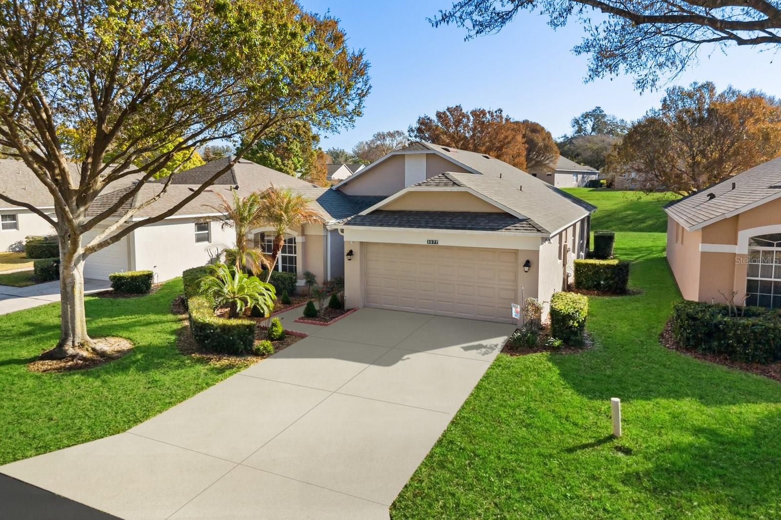 Image 4 of 37 For 3577 Rollingbrook Street