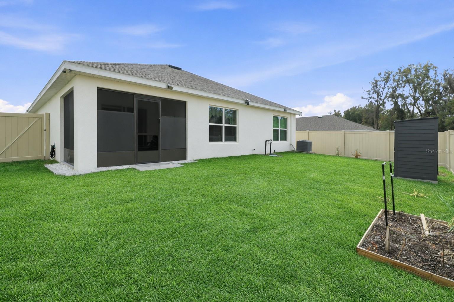 Image 17 of 19 For 11446 72nd Avenue