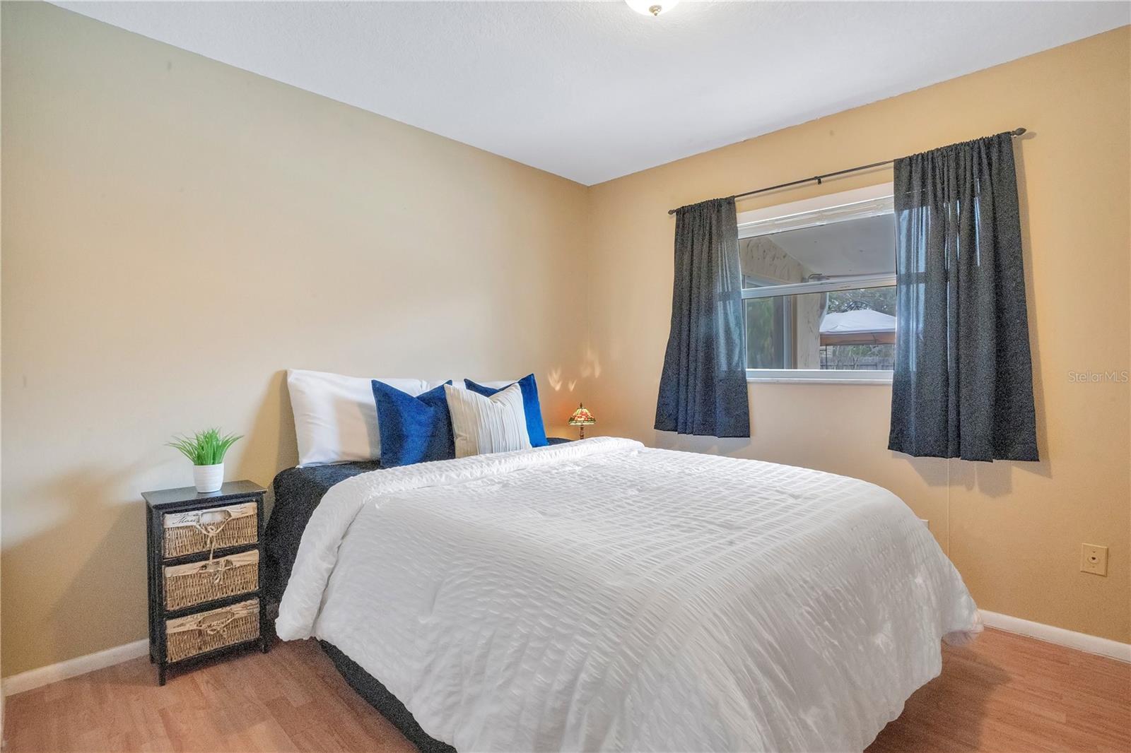 Image 20 of 45 For 361 Violet Dell