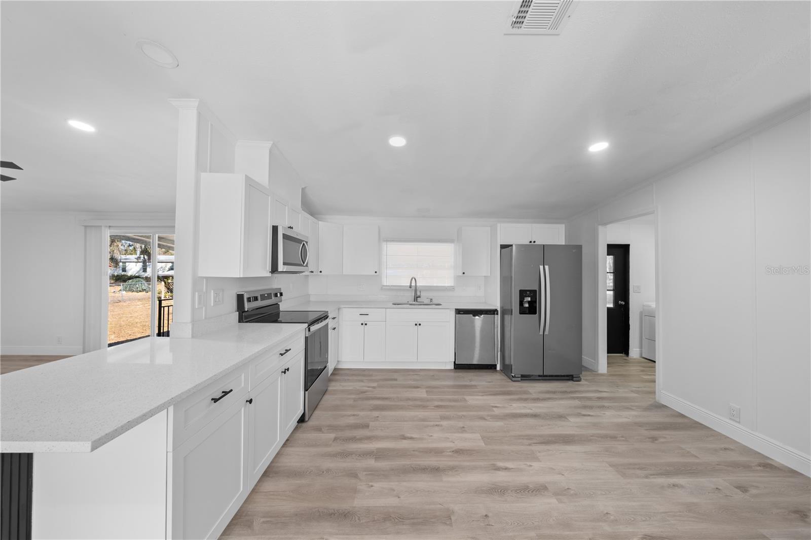 Image 14 of 57 For 27846 Pelican Isle Drive