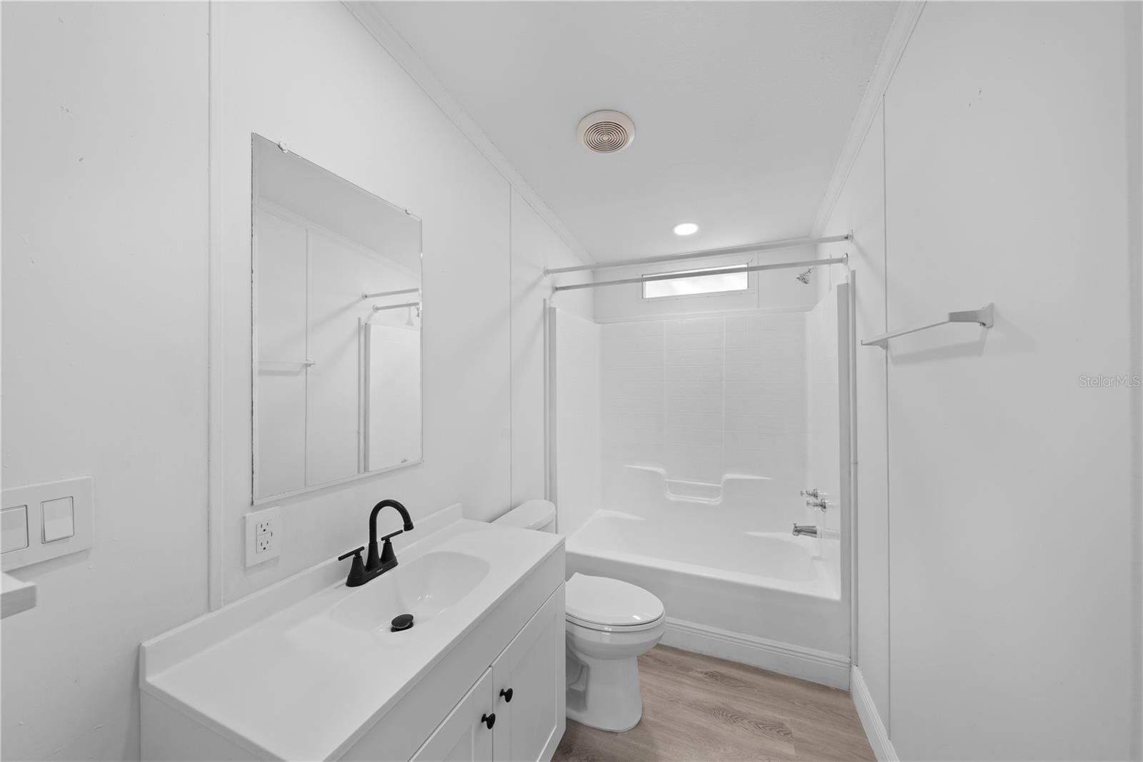 Image 17 of 57 For 27846 Pelican Isle Drive