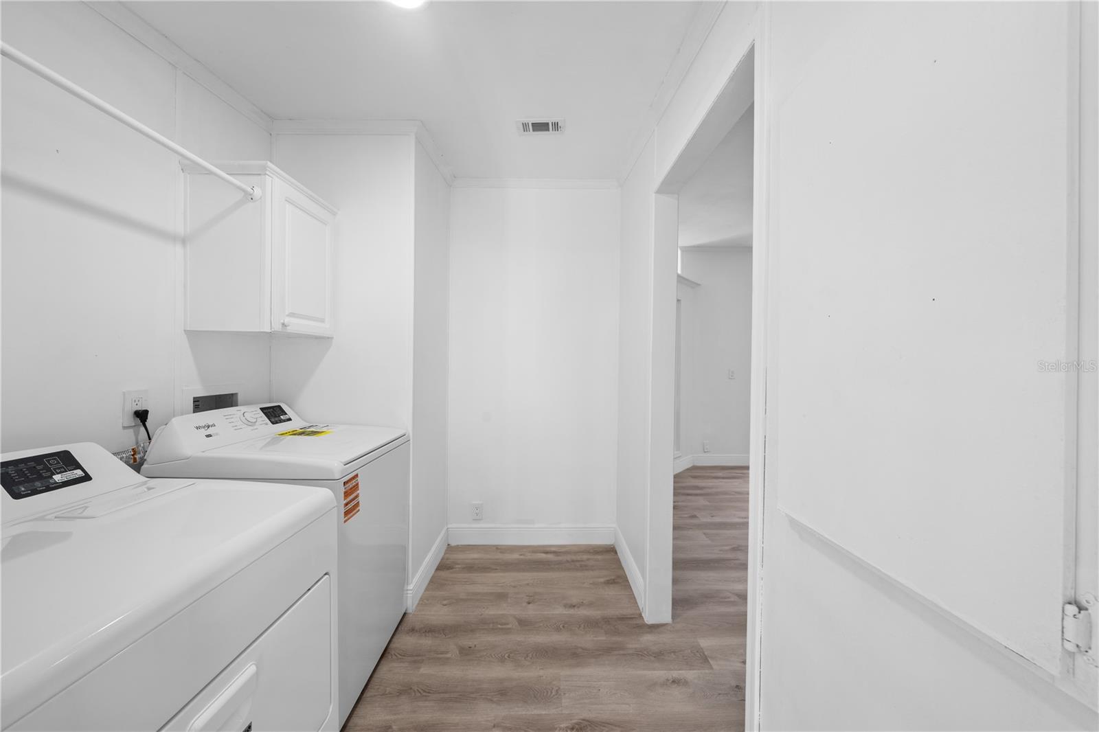 Image 28 of 57 For 27846 Pelican Isle Drive