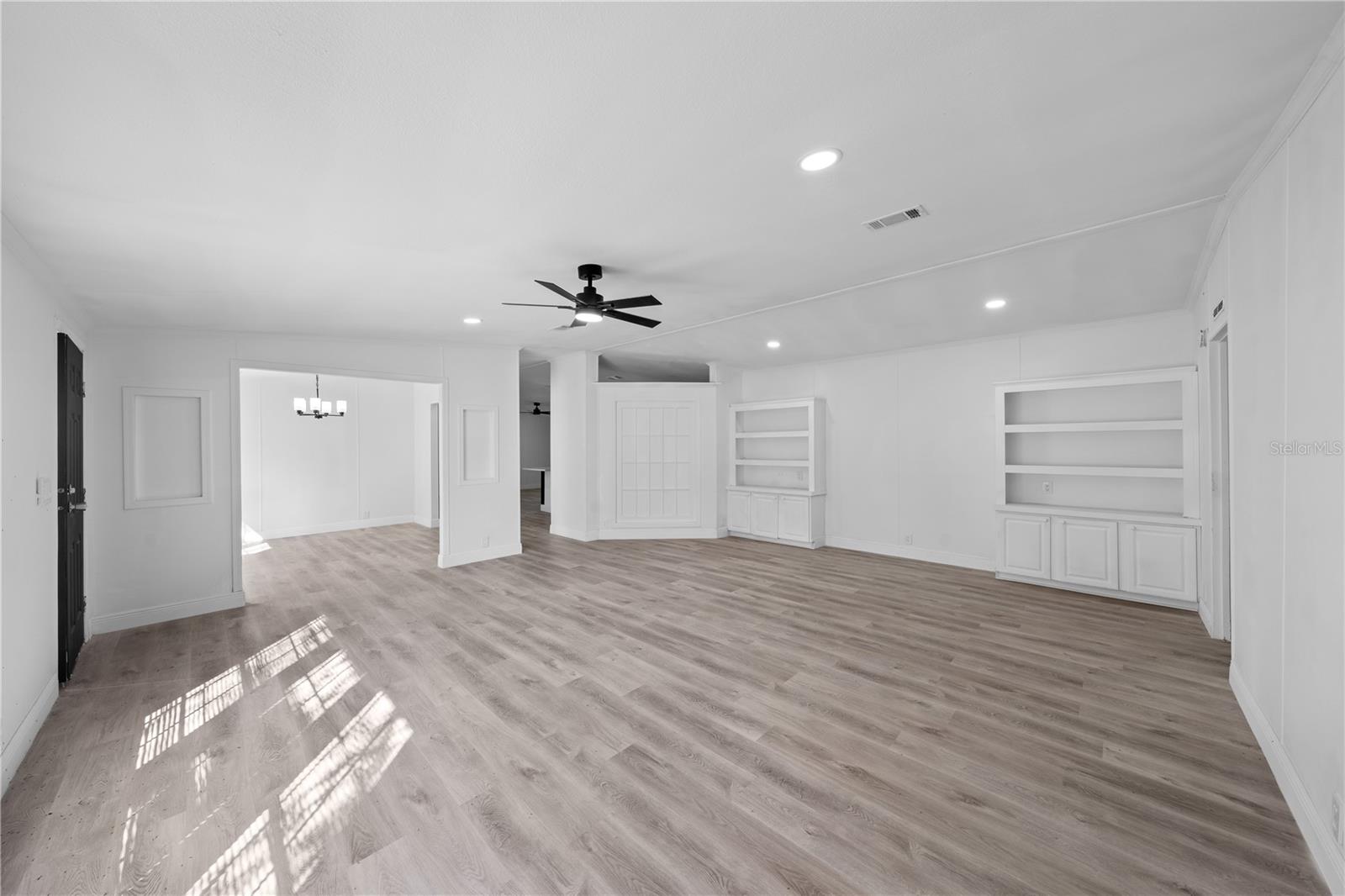 Image 35 of 57 For 27846 Pelican Isle Drive