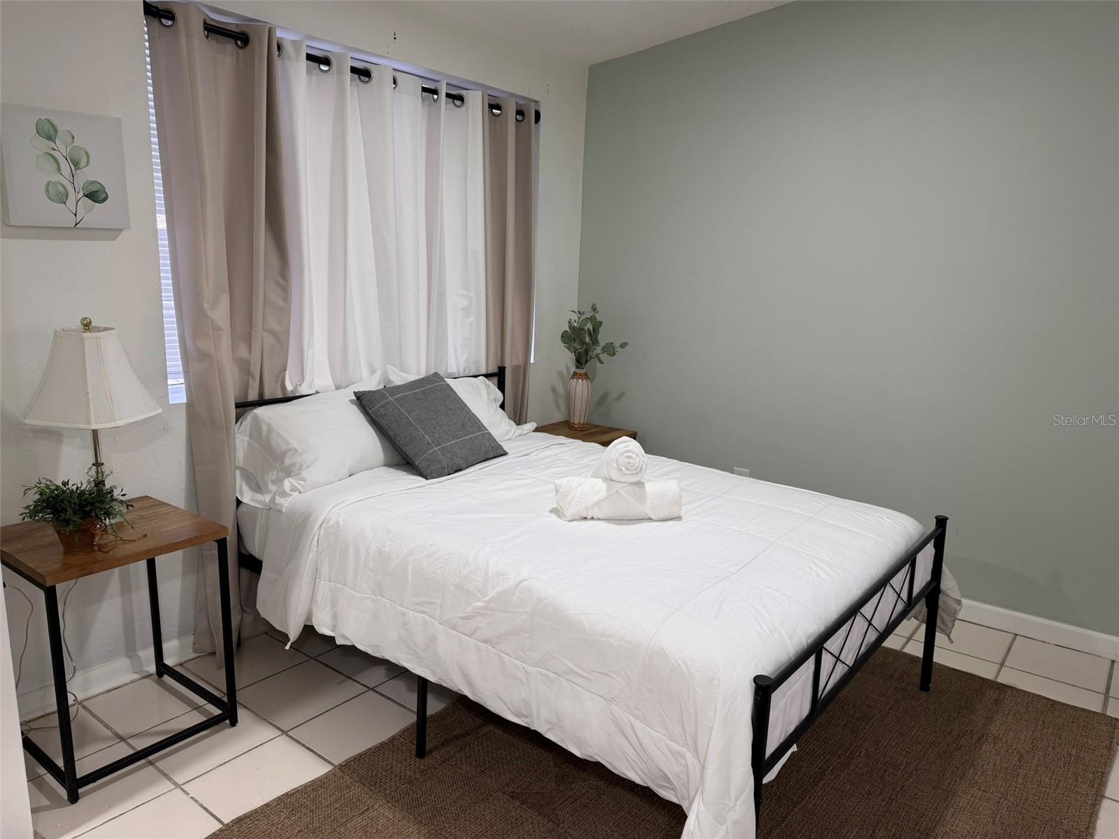 Image 5 of 15 For 1100 Murdock Boulevard