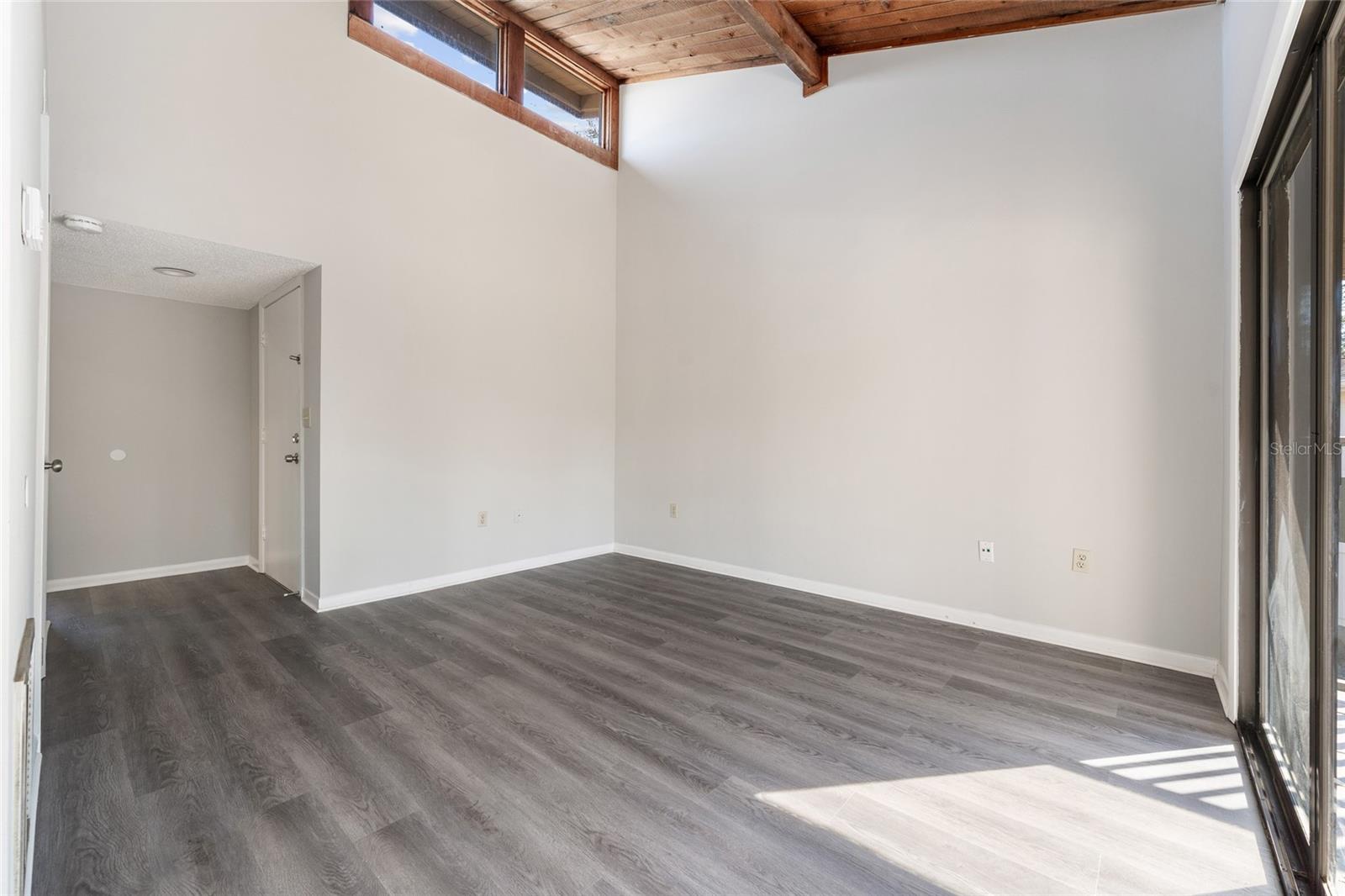 Image 4 of 23 For 6120 Peregrine Avenue A08-2