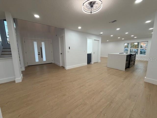 Image 7 of 22 For 2462 Albany Drive