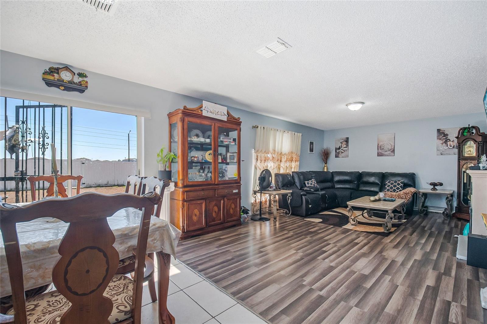 Image 16 of 36 For 6 Alicante Court