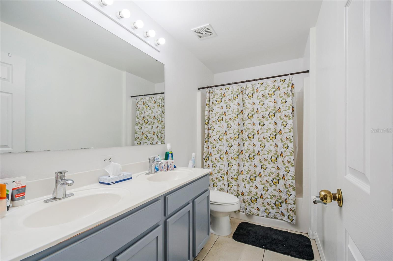 Image 26 of 36 For 6 Alicante Court