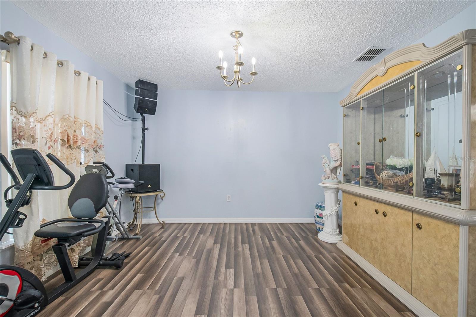 Image 4 of 36 For 6 Alicante Court