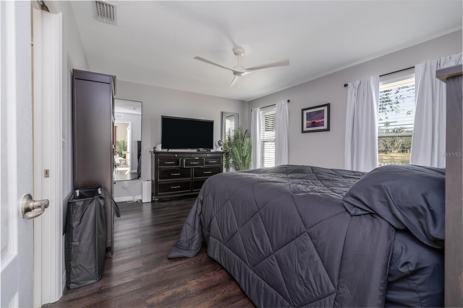 Image 15 of 27 For 1005 Alabama Avenue