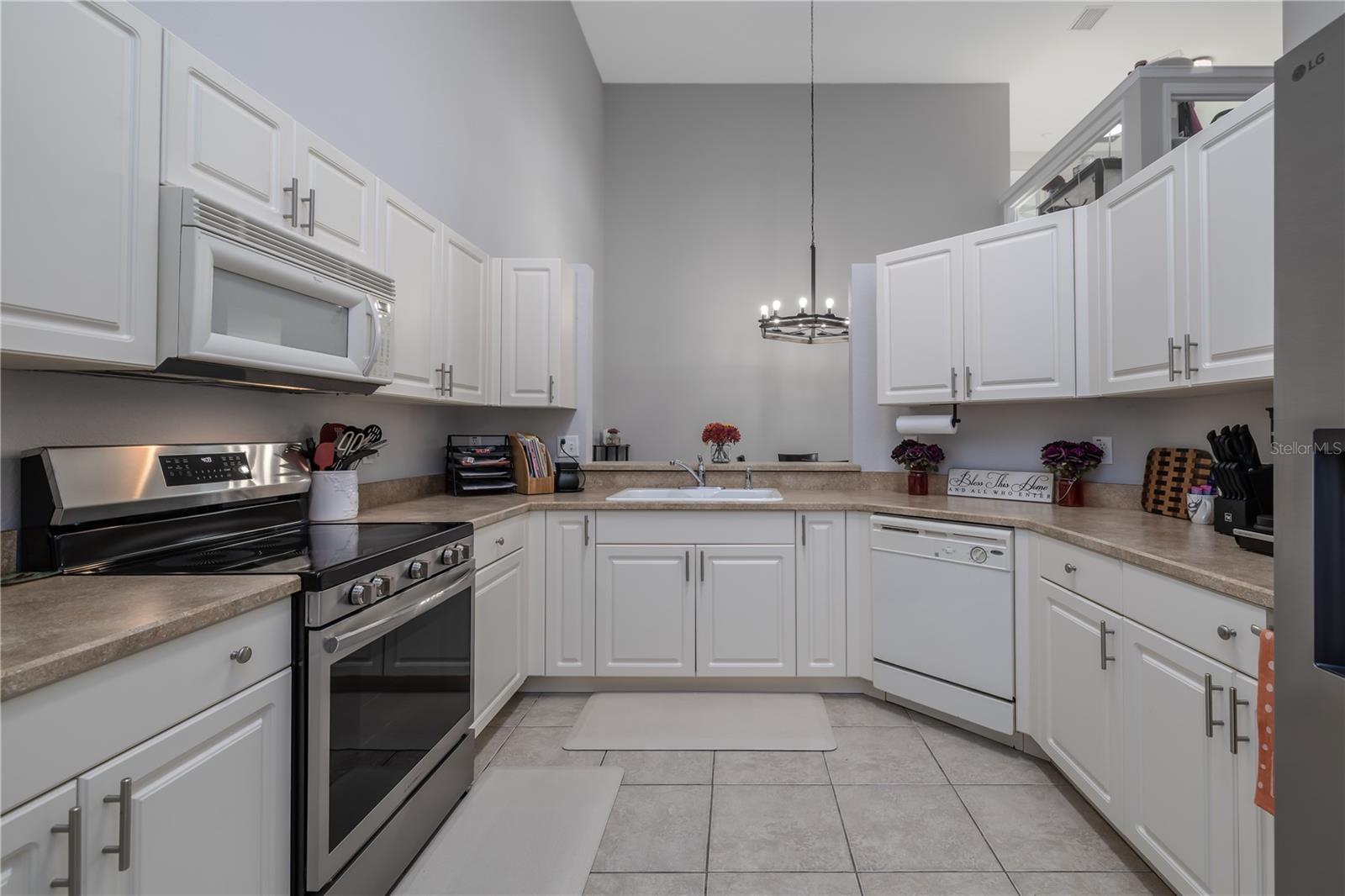 Image 9 of 27 For 1005 Alabama Avenue