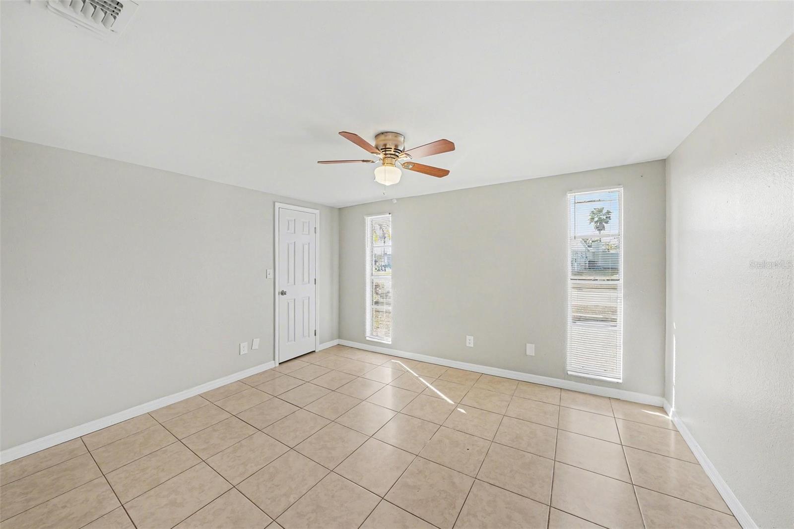 Image 10 of 15 For 7321 Rosarian Drive