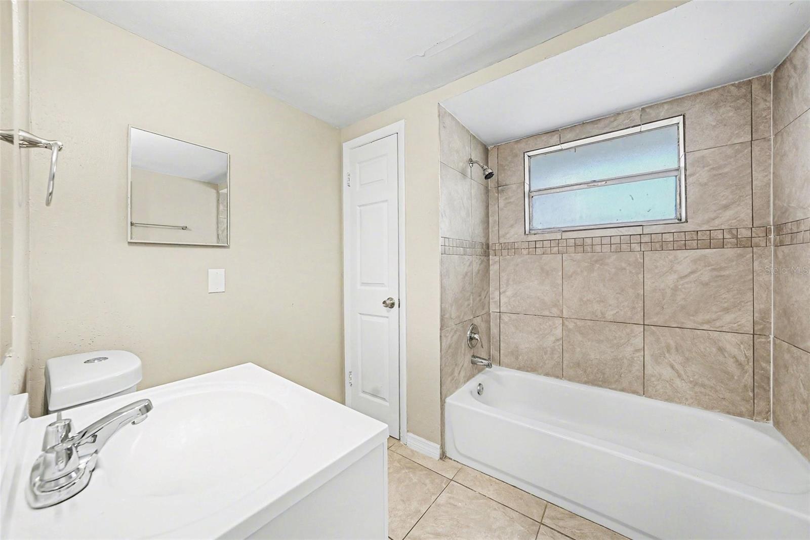 Image 12 of 15 For 7321 Rosarian Drive