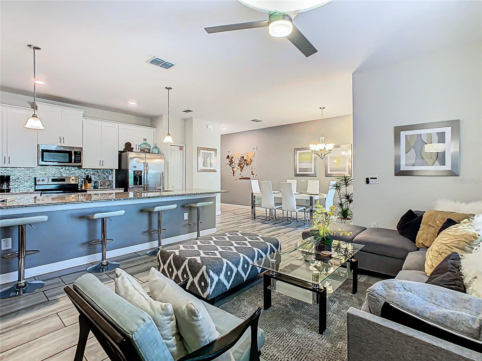 Image 4 of 36 For 1579 Moon Valley Dr