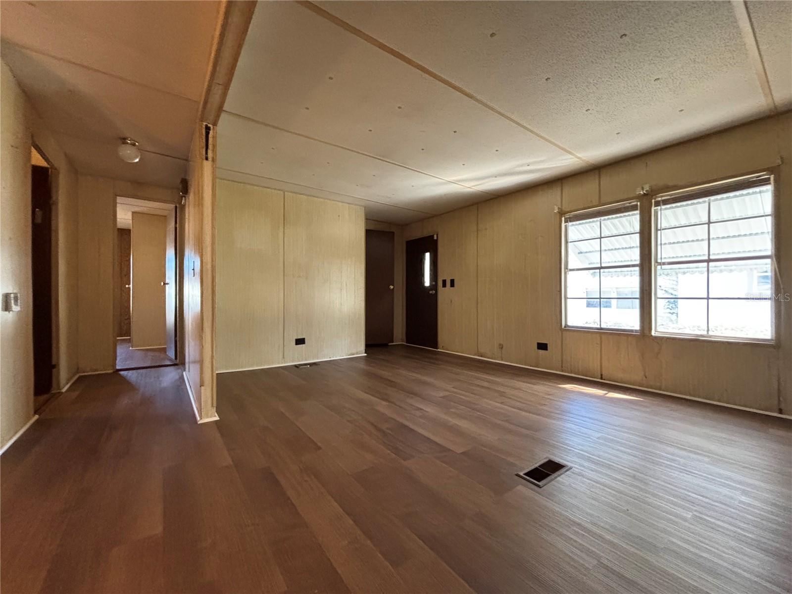 Image 11 of 17 For 9244 Ogalala Street