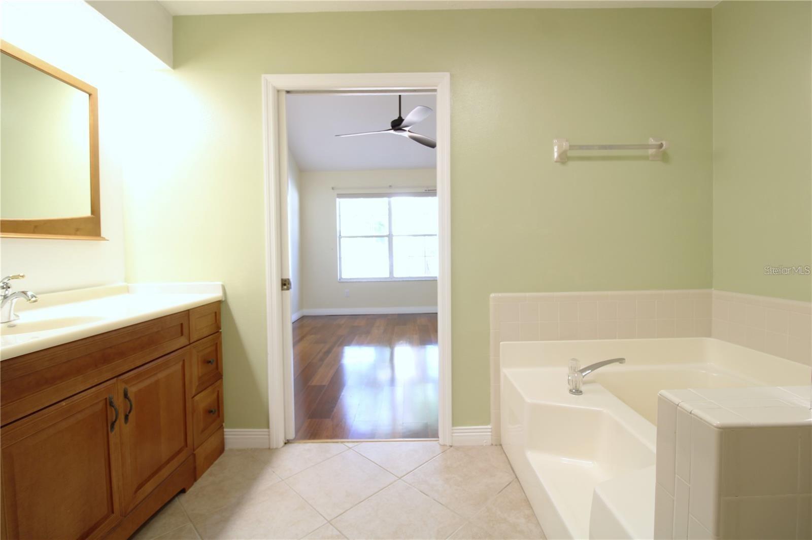 Image 22 of 44 For 2210 Maryday Court