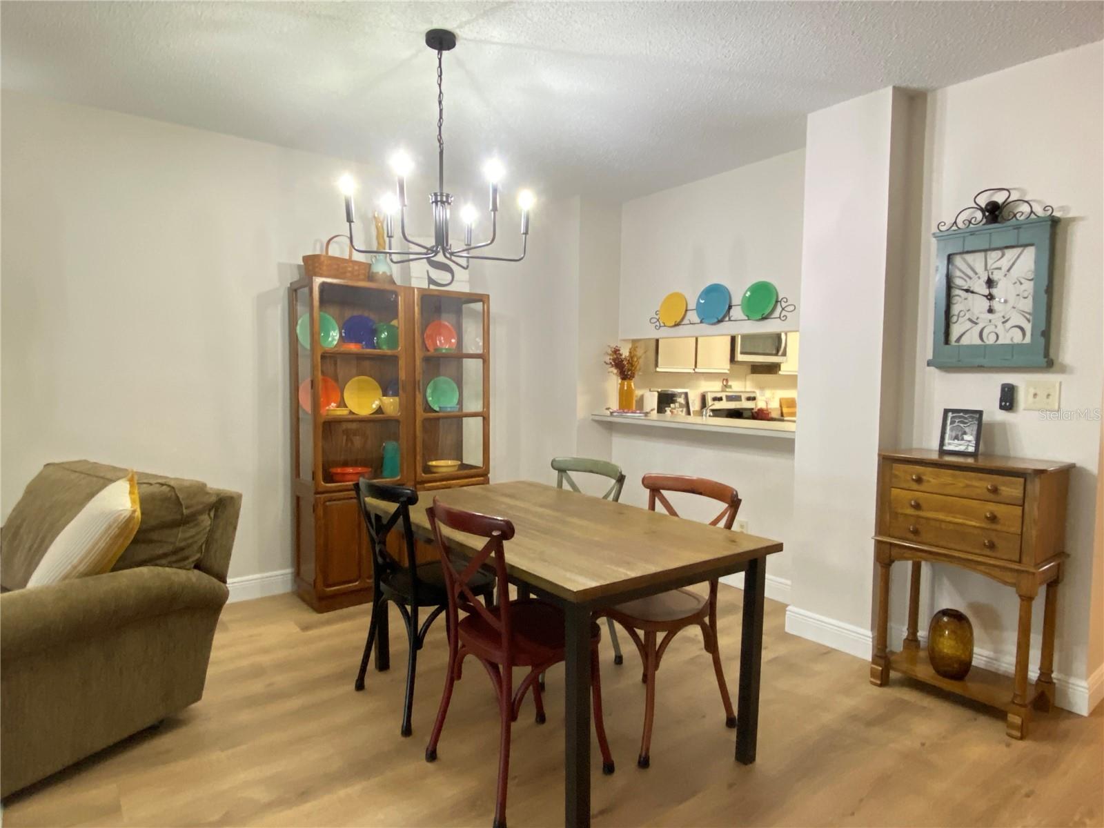 Image 17 of 82 For 1055 Kensington Park Drive 808