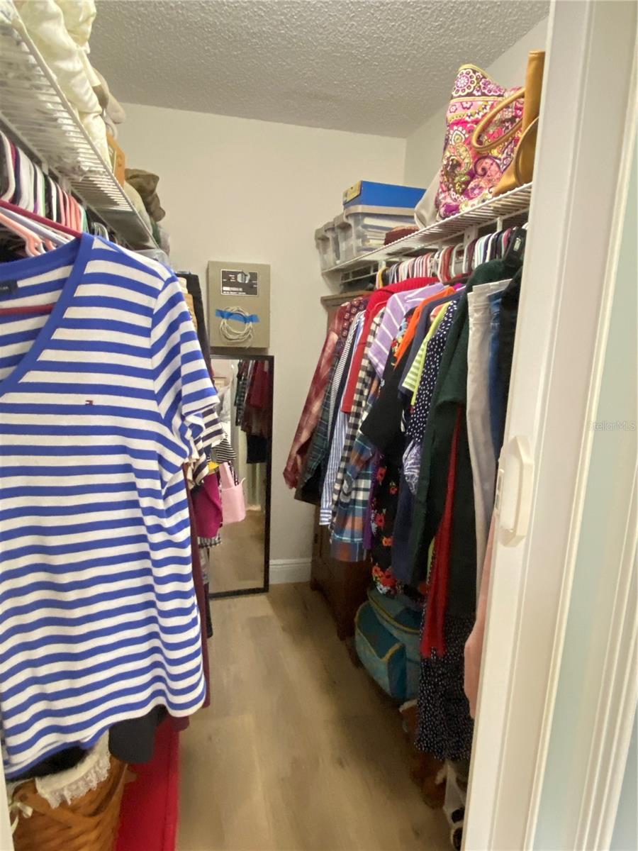 Image 25 of 82 For 1055 Kensington Park Drive 808