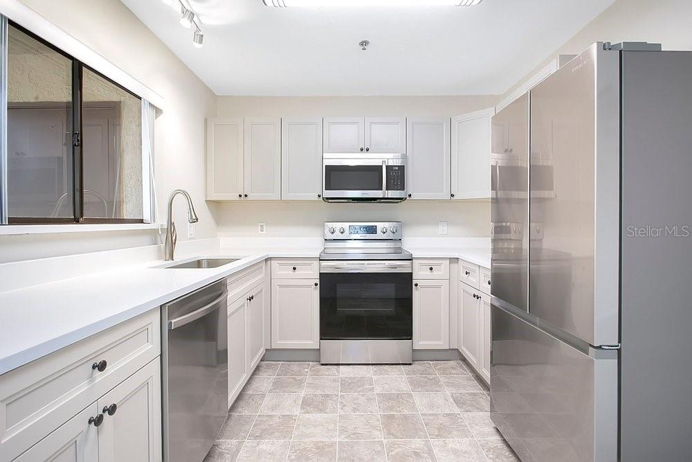 Image 10 of 34 For 7814 Shadowood Drive 509