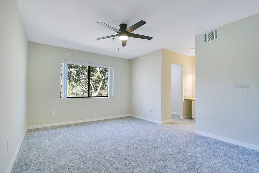 Image 14 of 34 For 7814 Shadowood Drive 509