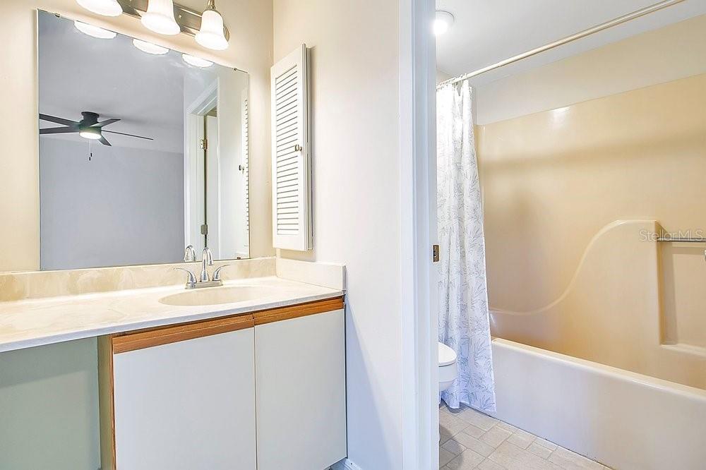 Image 17 of 34 For 7814 Shadowood Drive 509