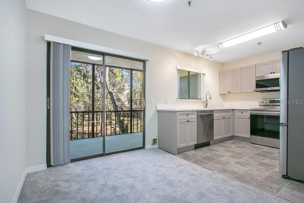 Image 8 of 34 For 7814 Shadowood Drive 509