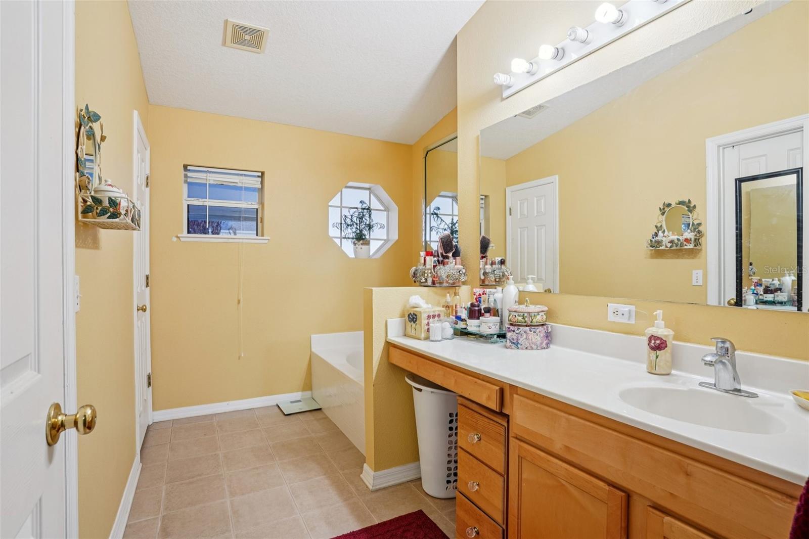 Image 34 of 55 For 2315 Belfry Way