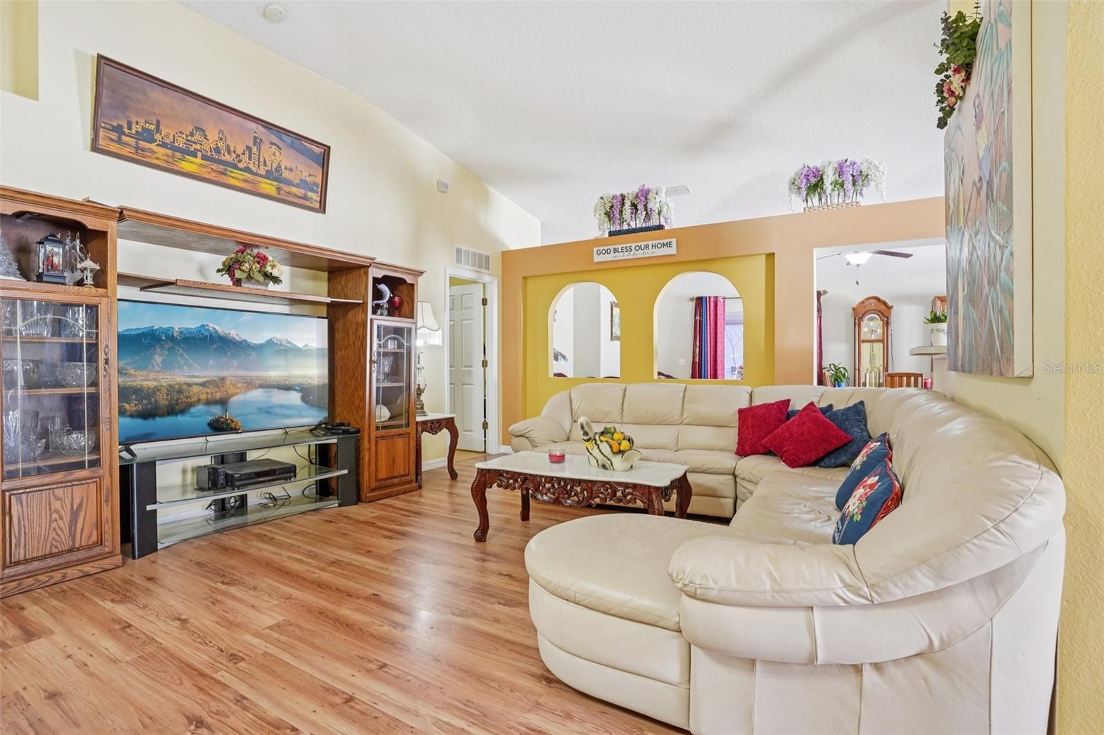 Image 7 of 55 For 2315 Belfry Way