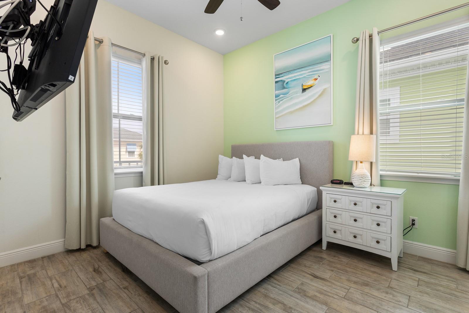 Image 25 of 63 For 7996 Lost Shaker Lane