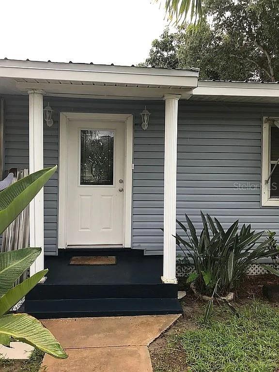 Image 4 of 25 For 227 Woodland Avenue