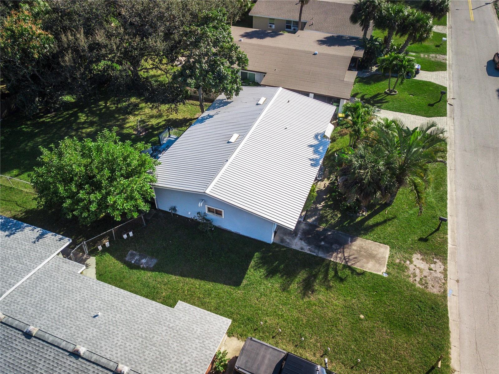 Image 6 of 25 For 227 Woodland Avenue