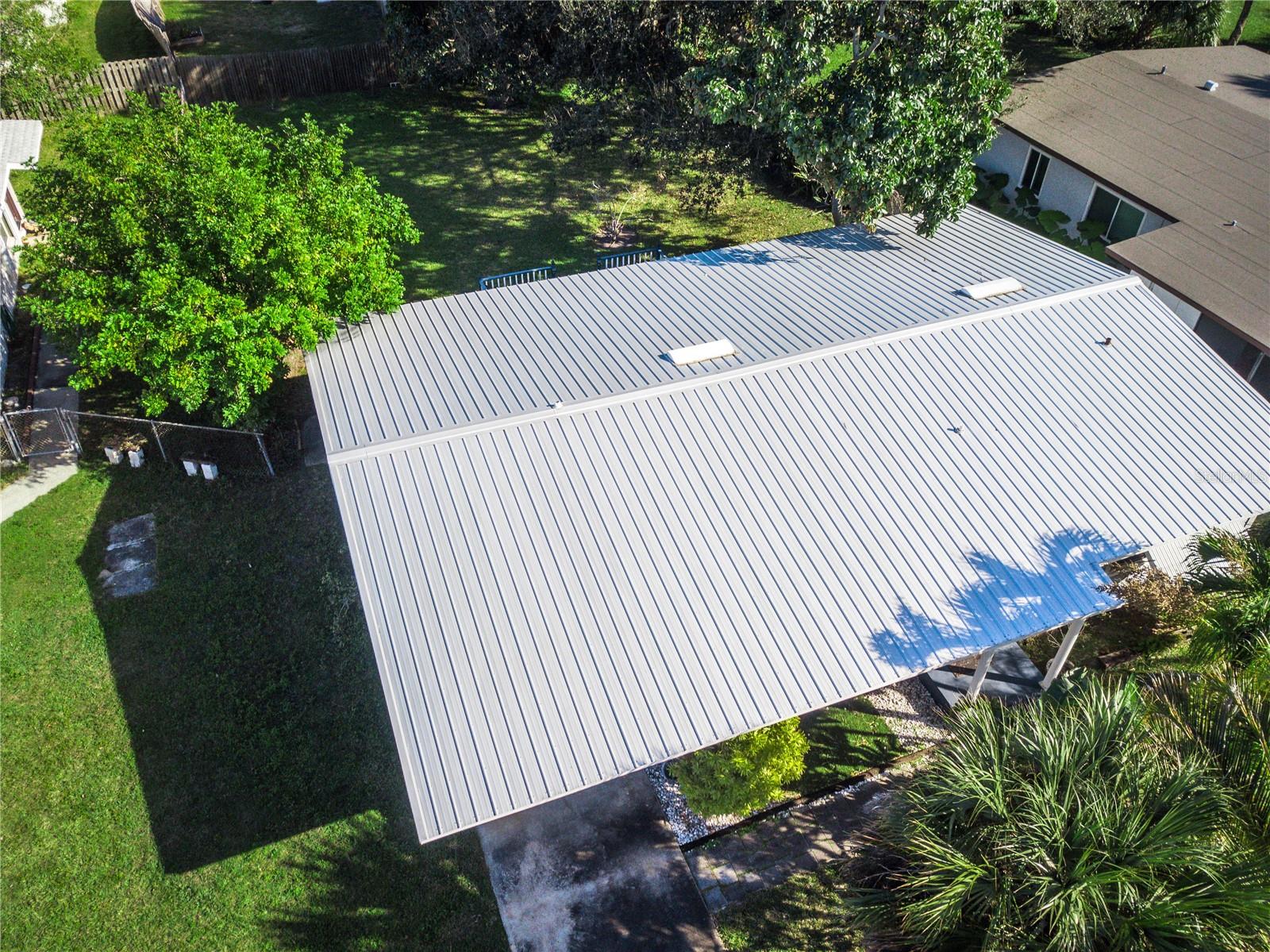 Image 8 of 25 For 227 Woodland Avenue